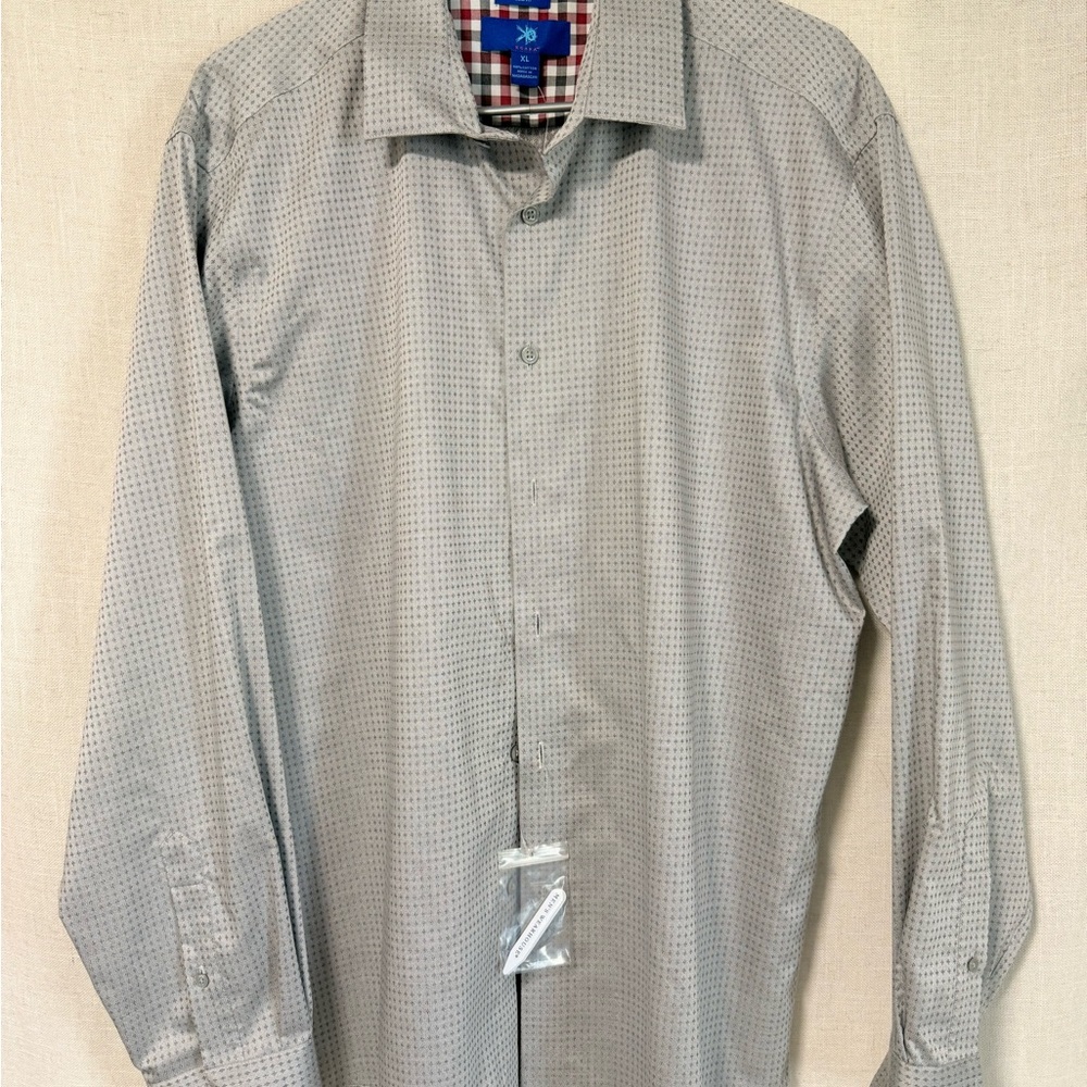 Men's Gray Dress Shirt